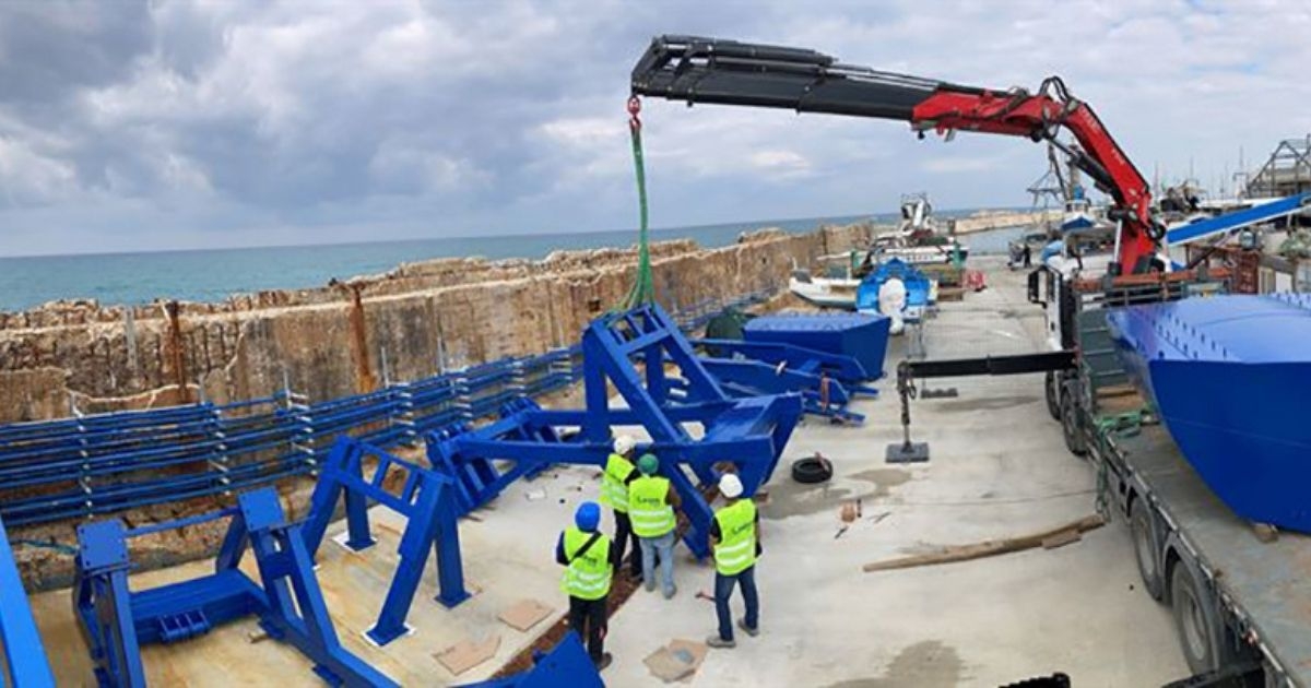 Eco Wave Power’s Grid-Connected EWP-EDF One Project Receives First Set of Floaters