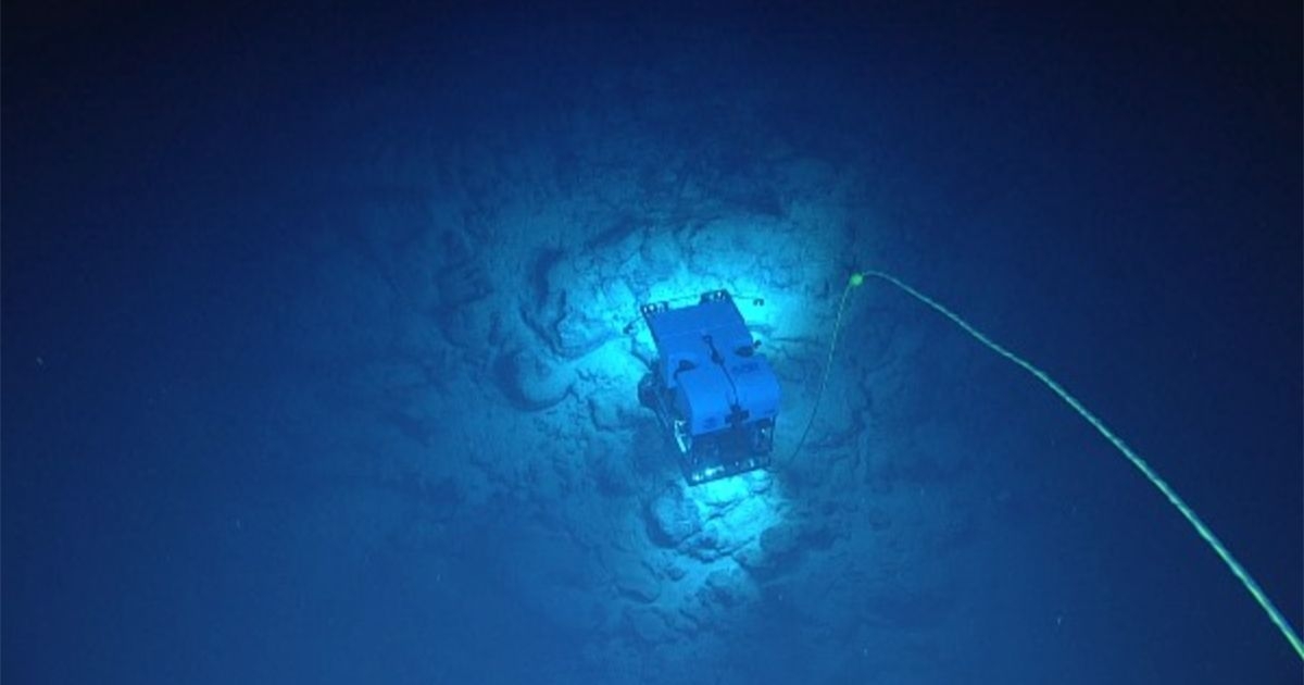 Piloting ROV from Shore Opens New Possibilities for Deep-Ocean Exploration