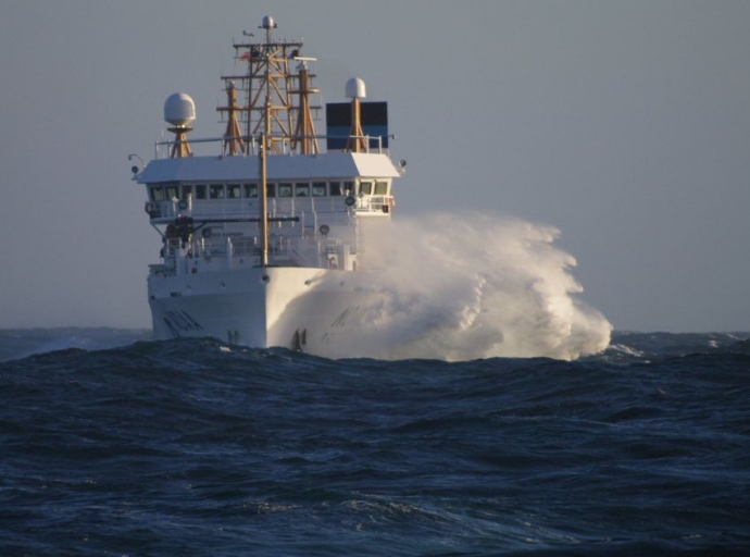 Vestdavit to Supply Workboat Davits for New NOAA Research Vessels