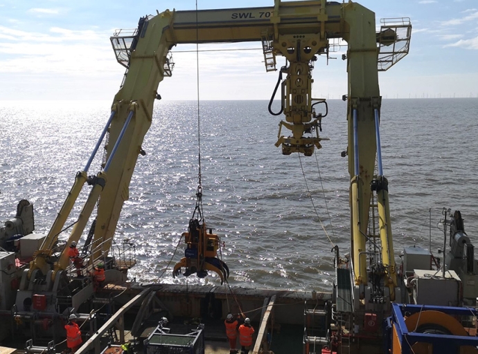 Rotech Subsea Delivers Challenging 500m Cable De-Burial, Cut and Recovery Works at Triton Knoll OWF