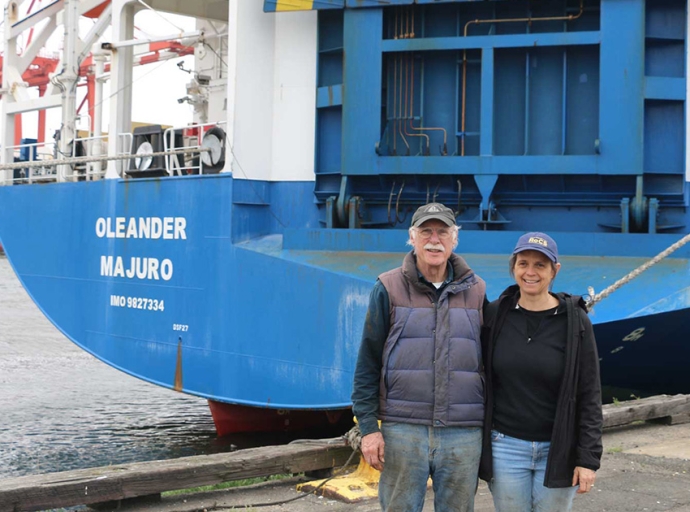 The Oleander Project Transfers to WHOI Management