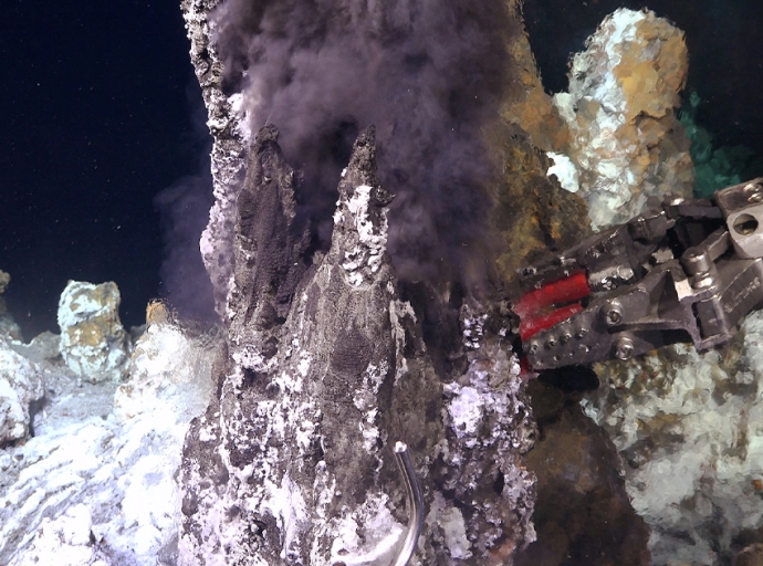 Scientists Discover New Ecosystem Underneath Hydrothermal Vents