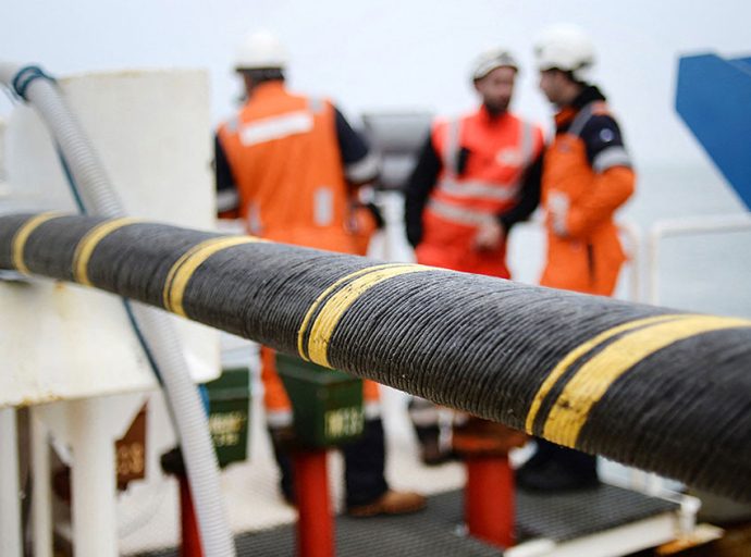 SMART Fiber-Optic Cables on Sea Floor Will Detect Earthquakes, Tsunamis, and Global Warming