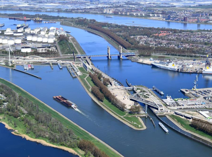 Vestdavit’s Dutch Team Raises Game on Business Growth at Key Maritime Hub