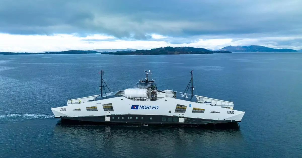World's First Hydrogen Ferry Put into Operation