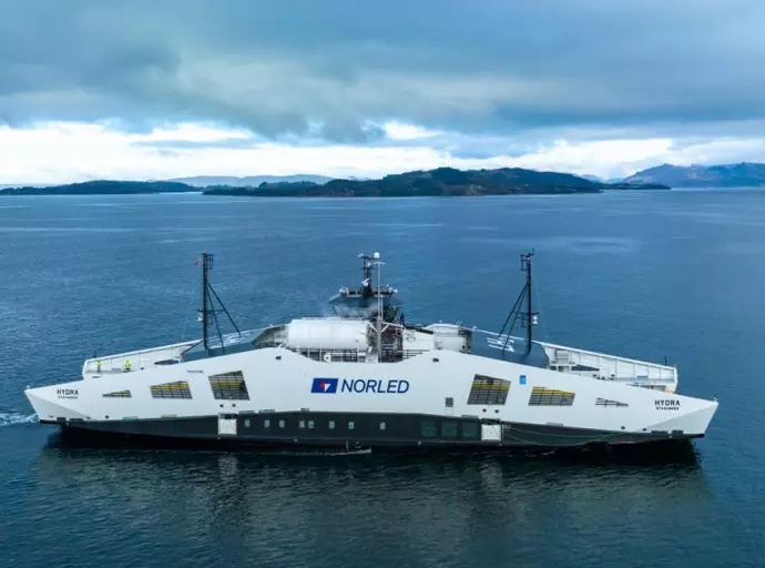 World's First Hydrogen Ferry Put into Operation